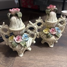 Antique capodimonte Italian look alike porcelain small vase x2