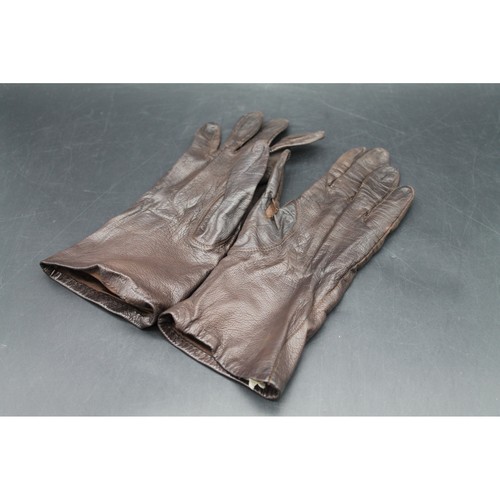 Vintage brown leather gloves - vintage,