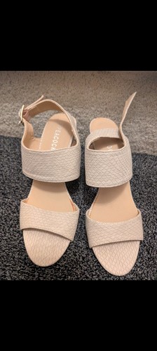 Ladies cream heeled sandals - cream,