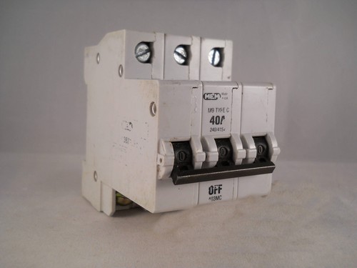 Mem mcb amp type - type, triple
