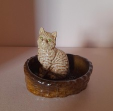 Wade cat in a basket trinket dish