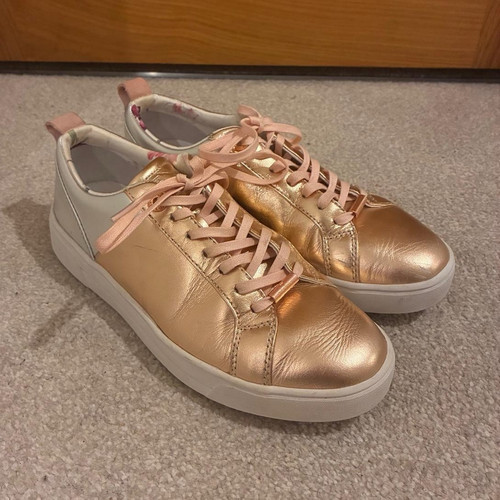 Ted baker rose gold white - baker,