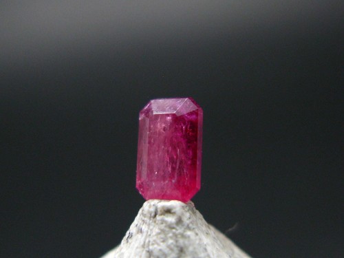 Gem bixbite red beryl emerald - gem,