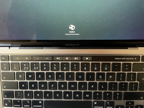 Apple macbook pro inch - pro, m2