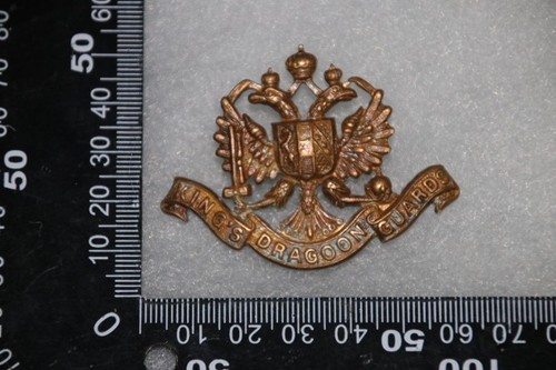British army metal cap badge - british,