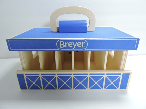 Breyer horse stable carrier