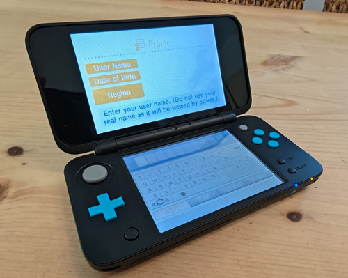 Nintendo 2ds withcharger - nintendo,
