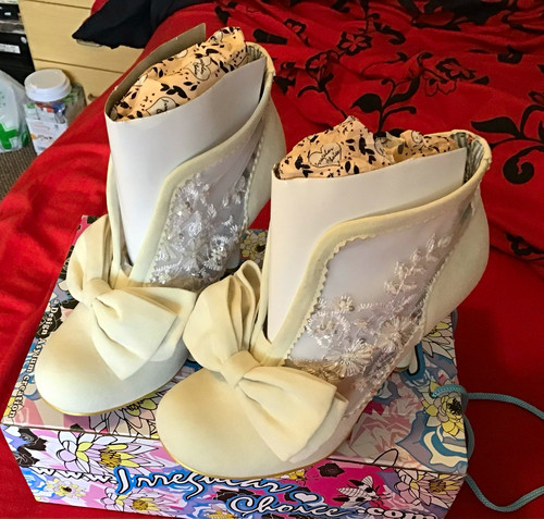 Irregular choice grin tonic - grin, &