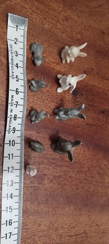 Vintage tiny rabbits - vintage, x