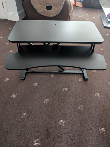 Vivo standing desk - standing, 81