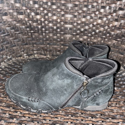 Skechers black suede - suede, booties