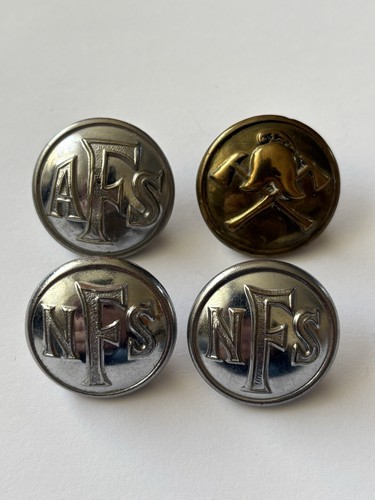 Ww2 fire service buttons - -,