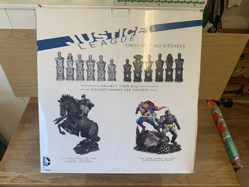Justice league chess set - justice,