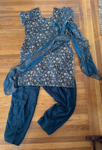 Indian salwar kameez set - indian,