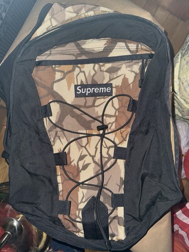 Supreme real tree - real, predator