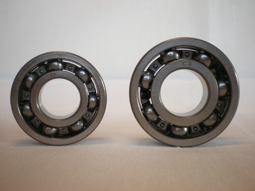 Crankshaft bearing set - set, for