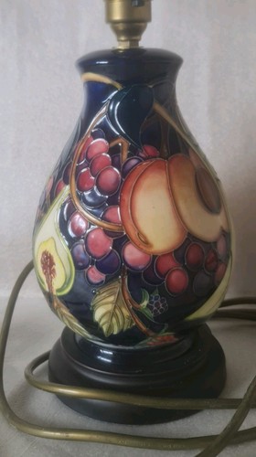 Moorcroft queen choice - queen’s,