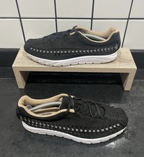 Nike Mayfly -Size 5 UK Black &