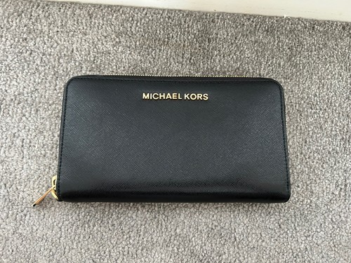 Micheal korrs women purse - micheal,