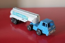Hong Kong 4.8” Motor Oil