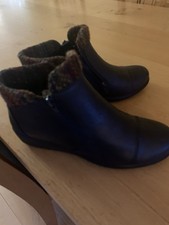 Cotton Traders Ankle Boots  6