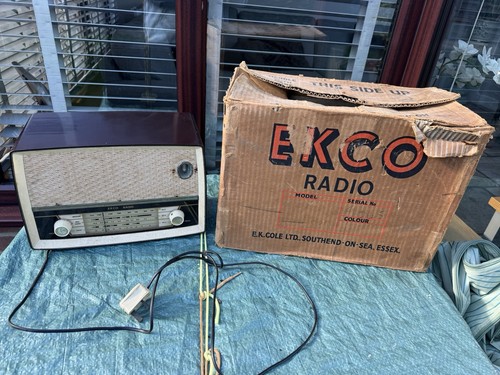 Vintage 1960 ekco model - 1960, u700