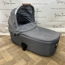 Mamas And Papas Ocarro Carrycot Fossil Grey