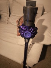 Dyson animal cordless - v6,