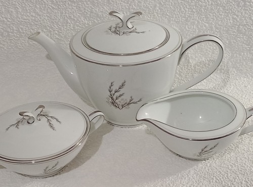 Noritake piece tea set - 3-piece,