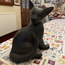 Ceramic Cat By Suzie Marsh.