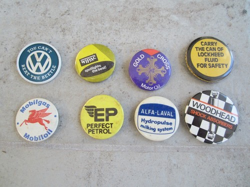 Pin badges 1960 - badges, beetle