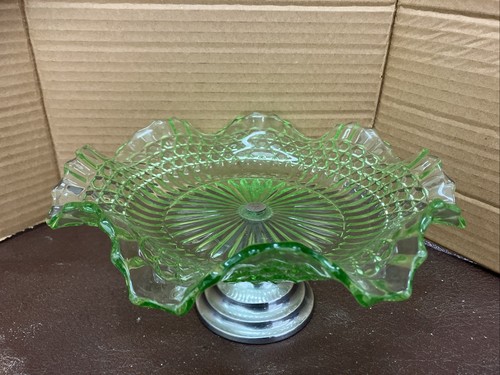 Vintage green glass cake - glass, stand