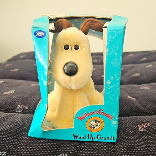 Boots wallace gromit - &,