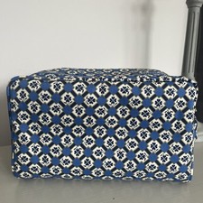 Liberty Medium Wash Bag In Remy Ezra Liberty print wash bag/makeup  BNWT