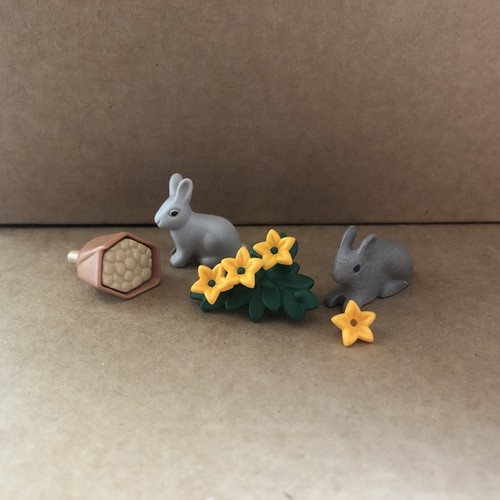 Playmobil grey rabbits flowers - playmobil,