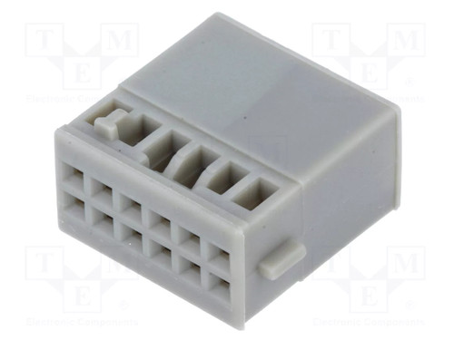 White quadlock 2011 plug - quadlock,