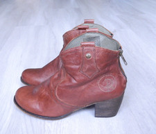 Red or Dead Mountain Ladies