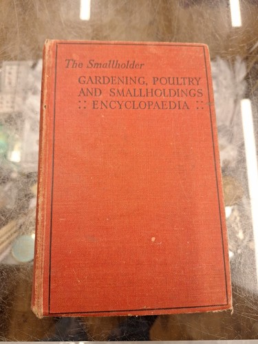 The smallholder gardening - the,
