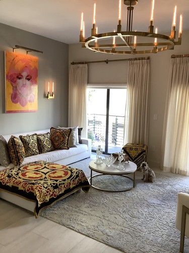 Lion and urn versace throw - and,