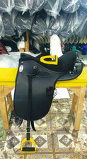 Endurance saddle / Black synthetic saddle / Jump saddle