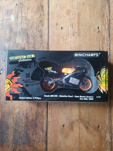 Minichamps valentino - minichamps, 1/12