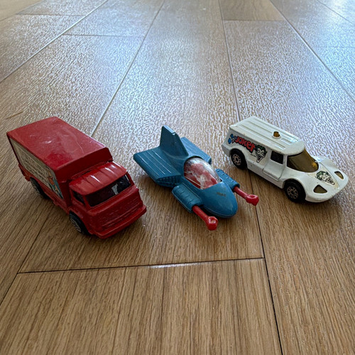 Corgi diecast ford van - diecast,