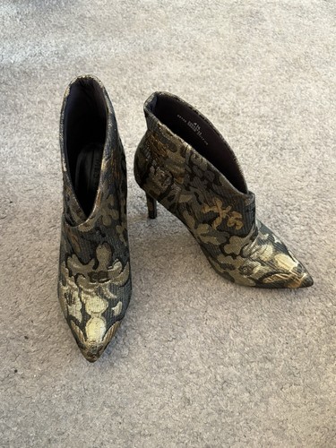 Marks spencer s collection - &,