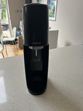 SodaStream Sparkling Drink Maker – Black – Good Condition –Includes Gas Canister