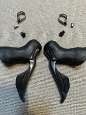 Shimano Ultegra Di2 ST-R8070