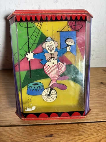 Vintage clown money - money, moving