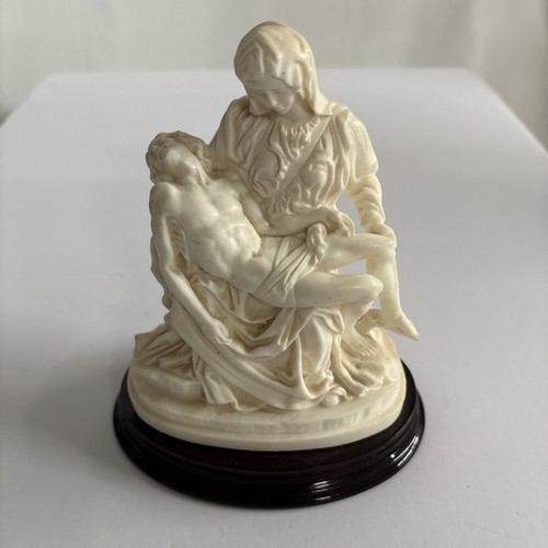 Vtg santini pieta - santini, sculpture