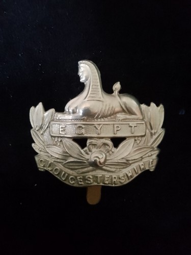 Gloucestershire cap badge - cap,