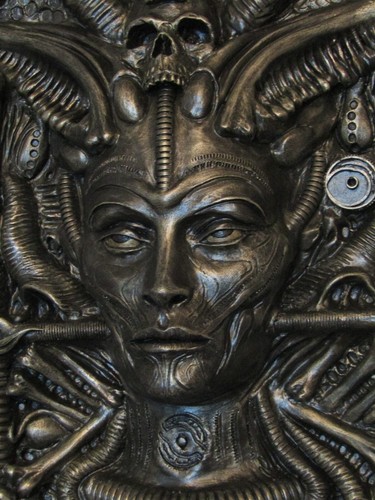 Alien biomechanoid face wall - alien,