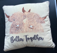 SOFA CUSHION HIGHLAND COW